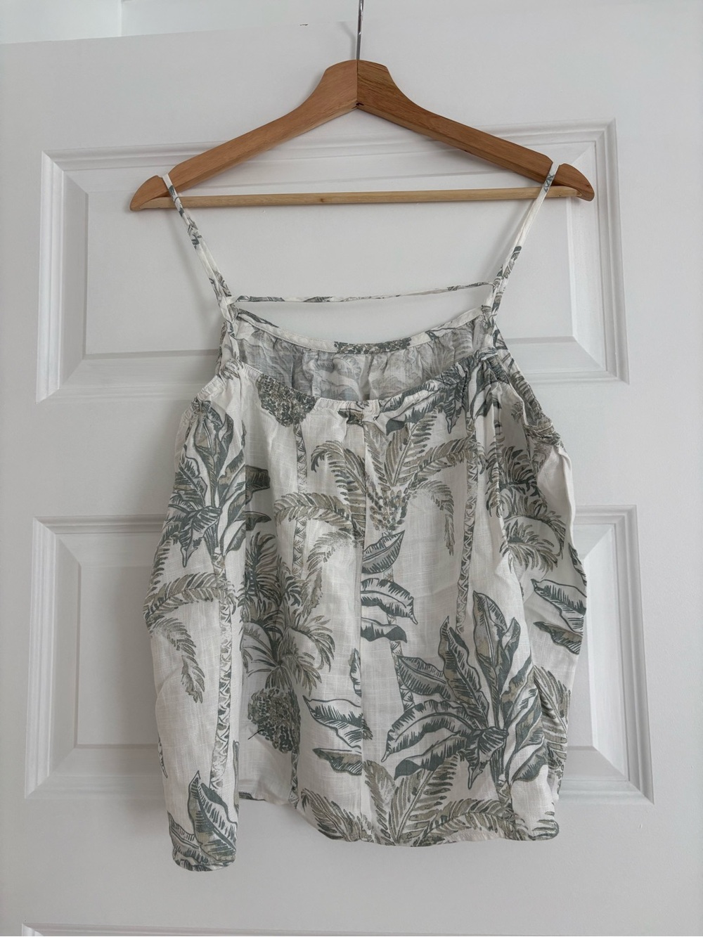 H&M White Camisole with Sage Green Botanical Print - Picture 3 of 4
